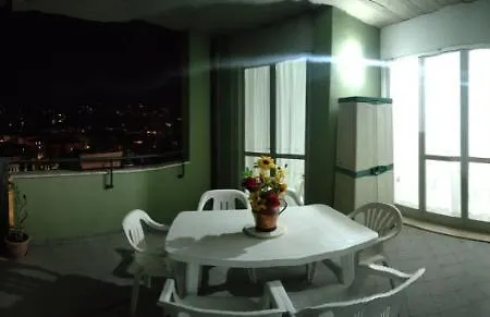 Apartamento Aurora Appartamento, Intero Di 105 Mq Terni