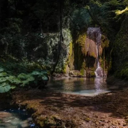 公寓 Aurora Appartamento, Intero Di 105 Mq